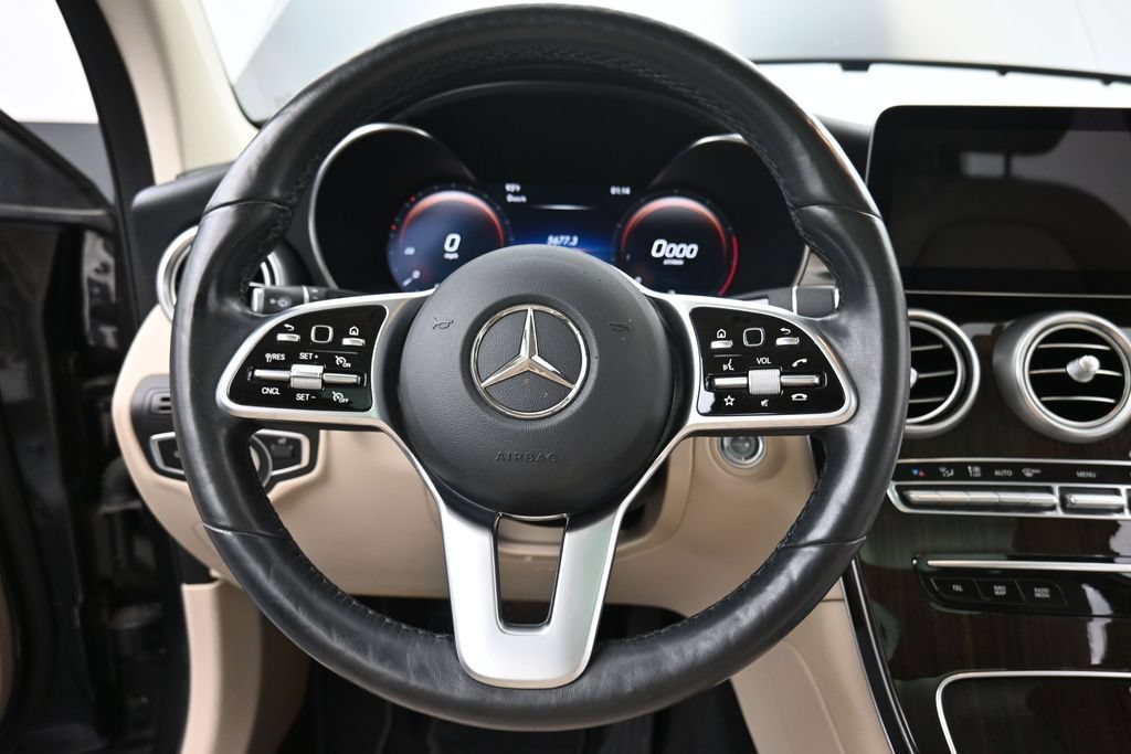 Used 2021 Mercedes-Benz GLC 300 4MATIC image 11