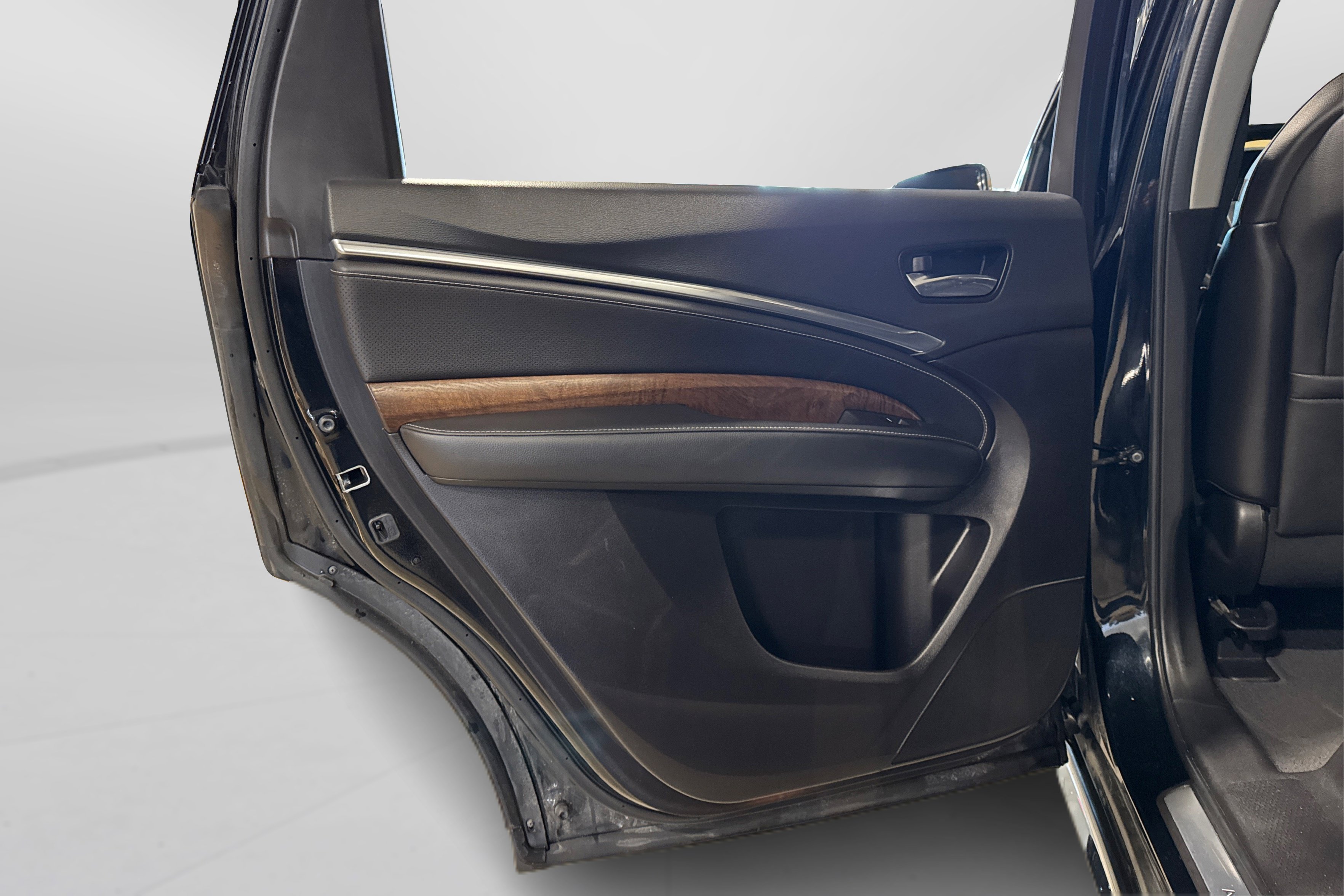 Used 2020 Acura MDX AWD/4WD image 37