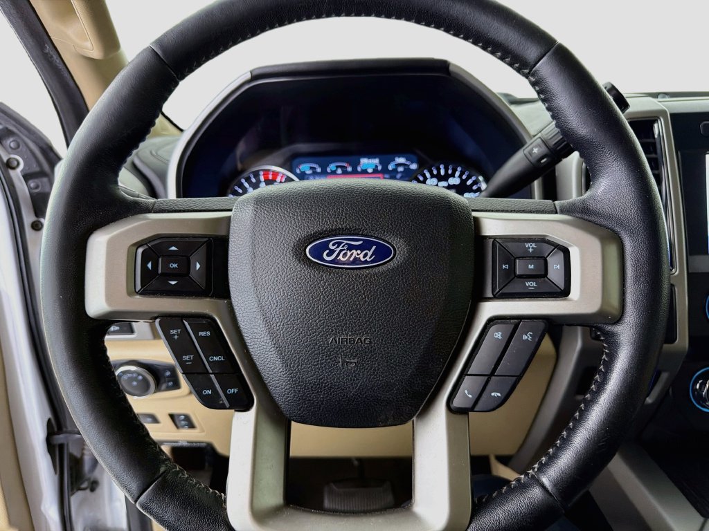 Used 2020 Ford F350 Lariat w/ Tremor Off-Road Package AWD/4WD image 15