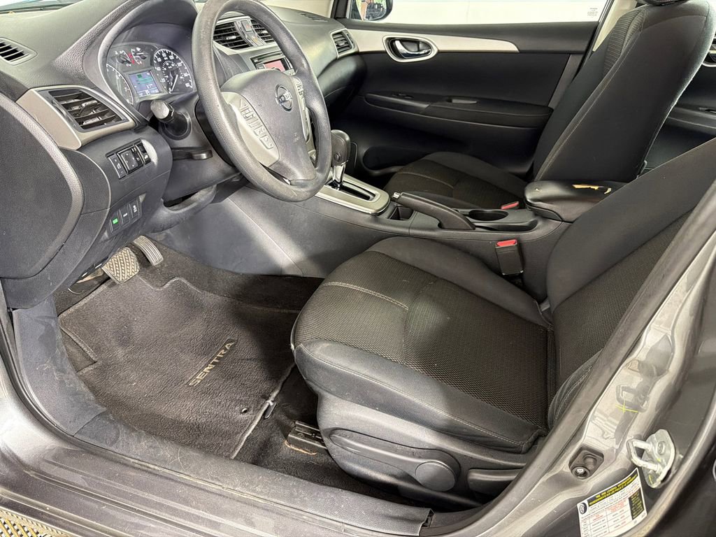 Used 2015 Nissan Sentra S image 9