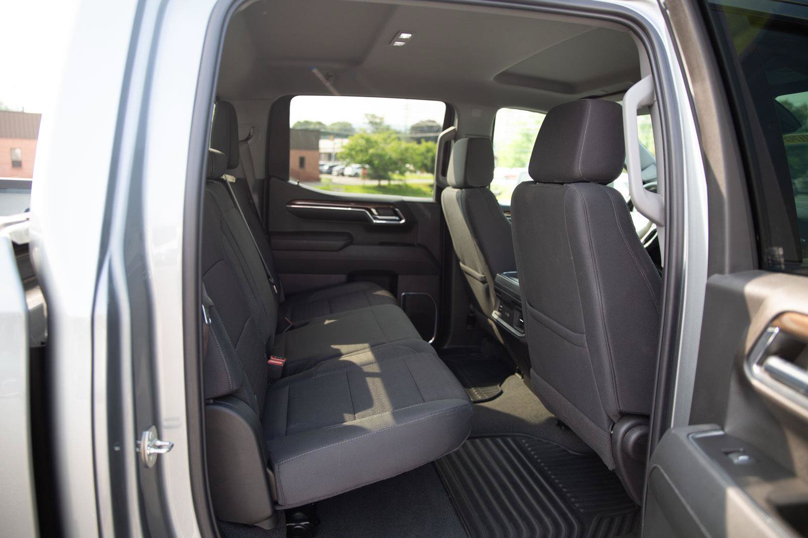 Used 2024 Chevrolet Silverado 1500 RST w/ Convenience Package II AWD/4WD image 24