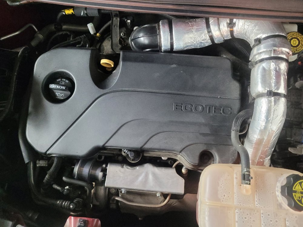 Used 2021 Chevrolet Trax LT AWD/4WD image 30