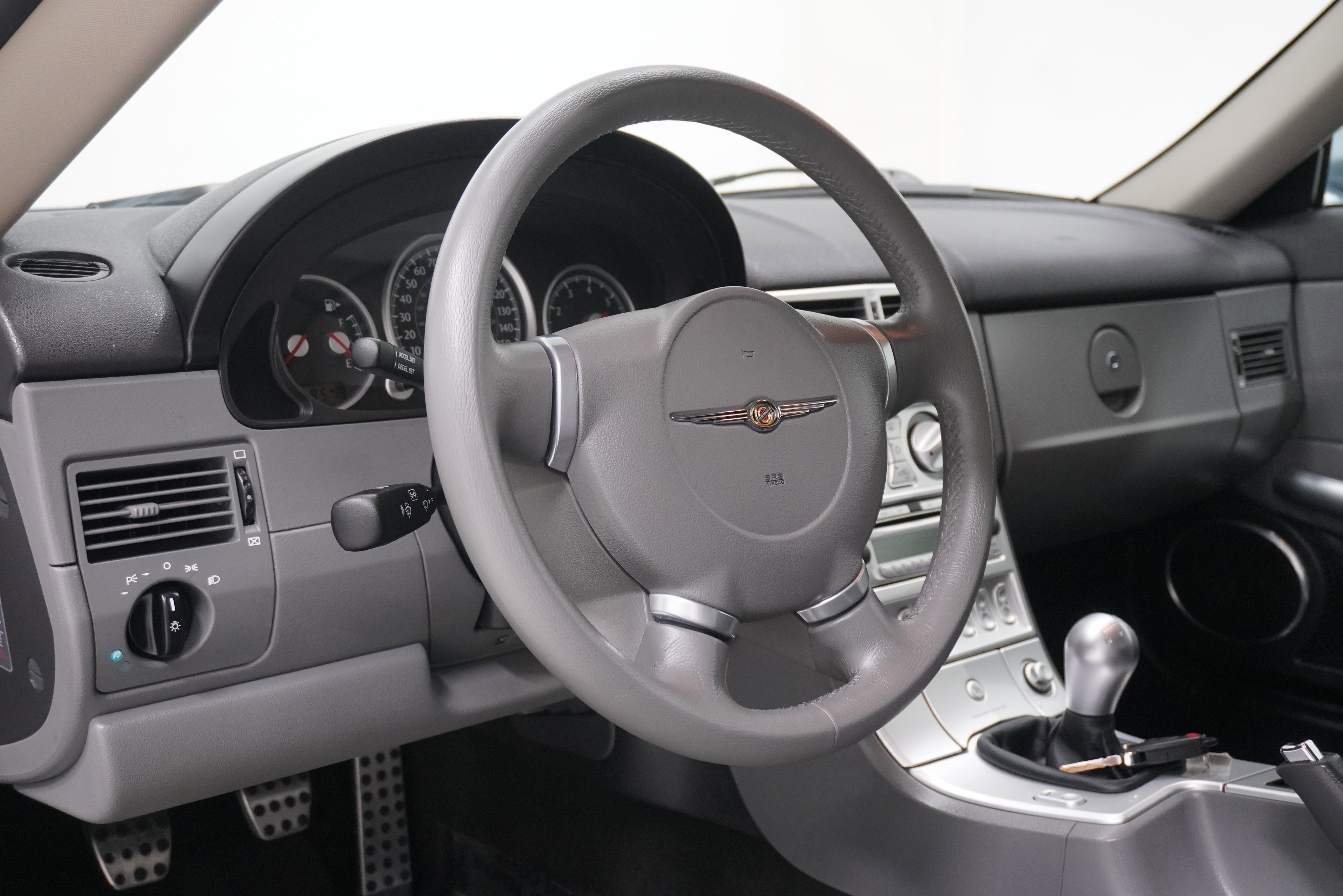 Used 2004 Chrysler Crossfire Coupe image 10