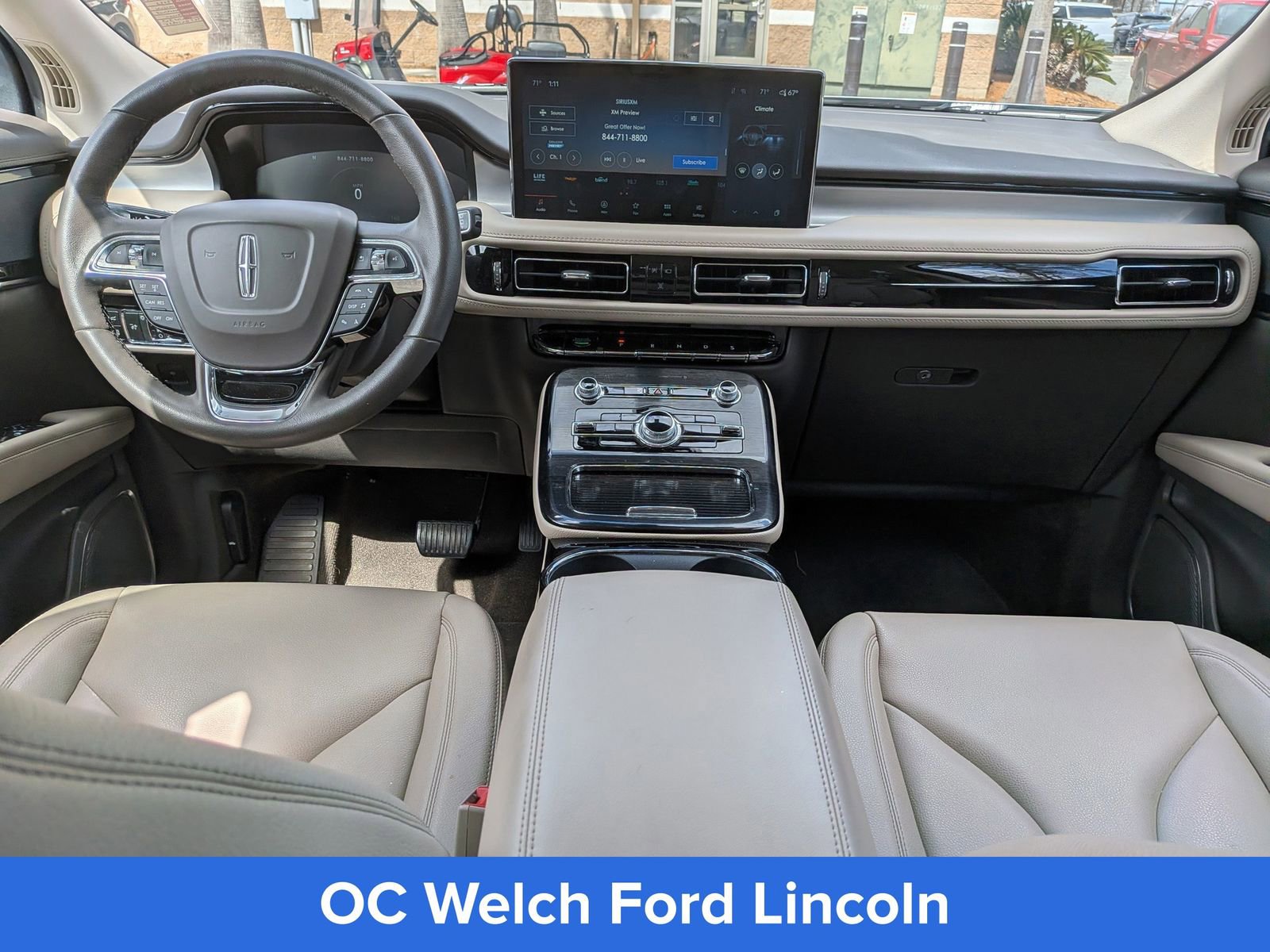 Used 2023 Lincoln Nautilus FWD w/ Premium Package image 9