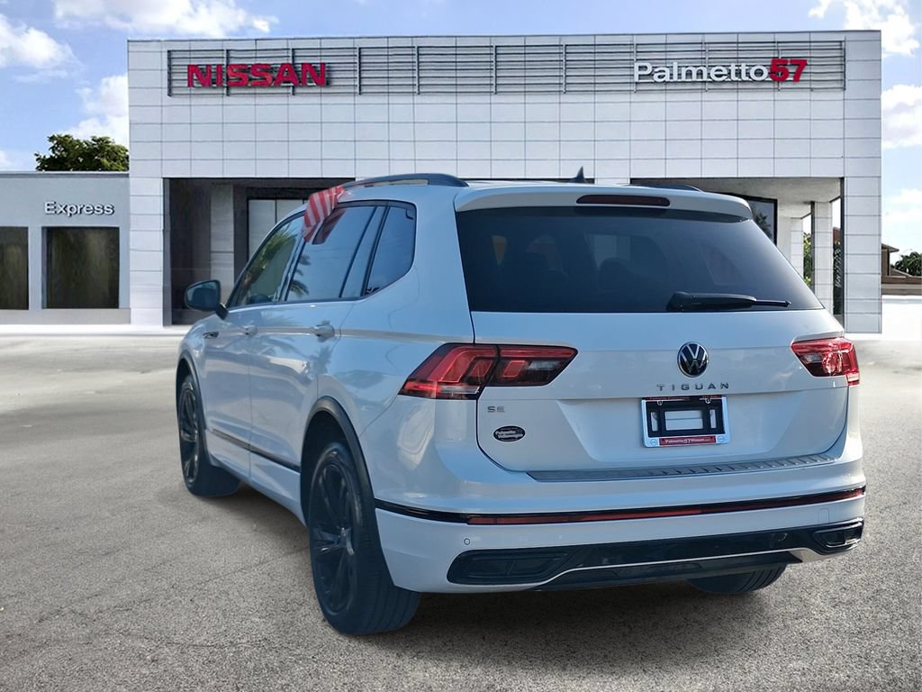 Used 2024 Volkswagen Tiguan SE R-Line FWD image 4