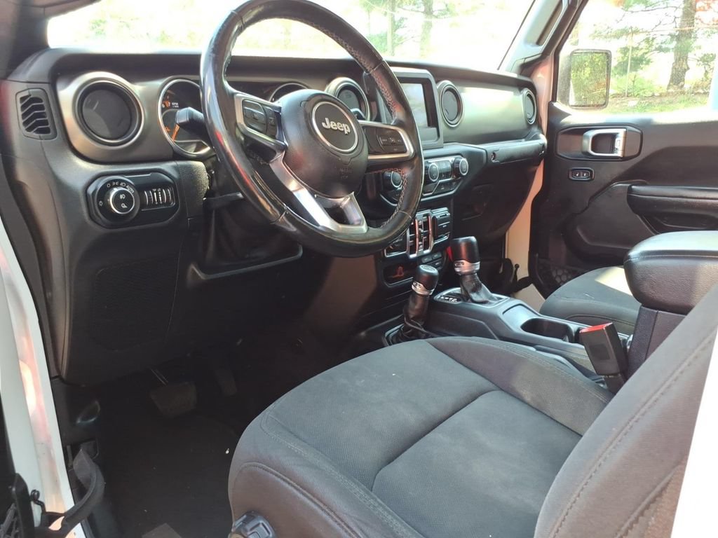 Used 2020 Jeep Gladiator Sport w/ Quick Order Package 24S AWD/4WD image 12
