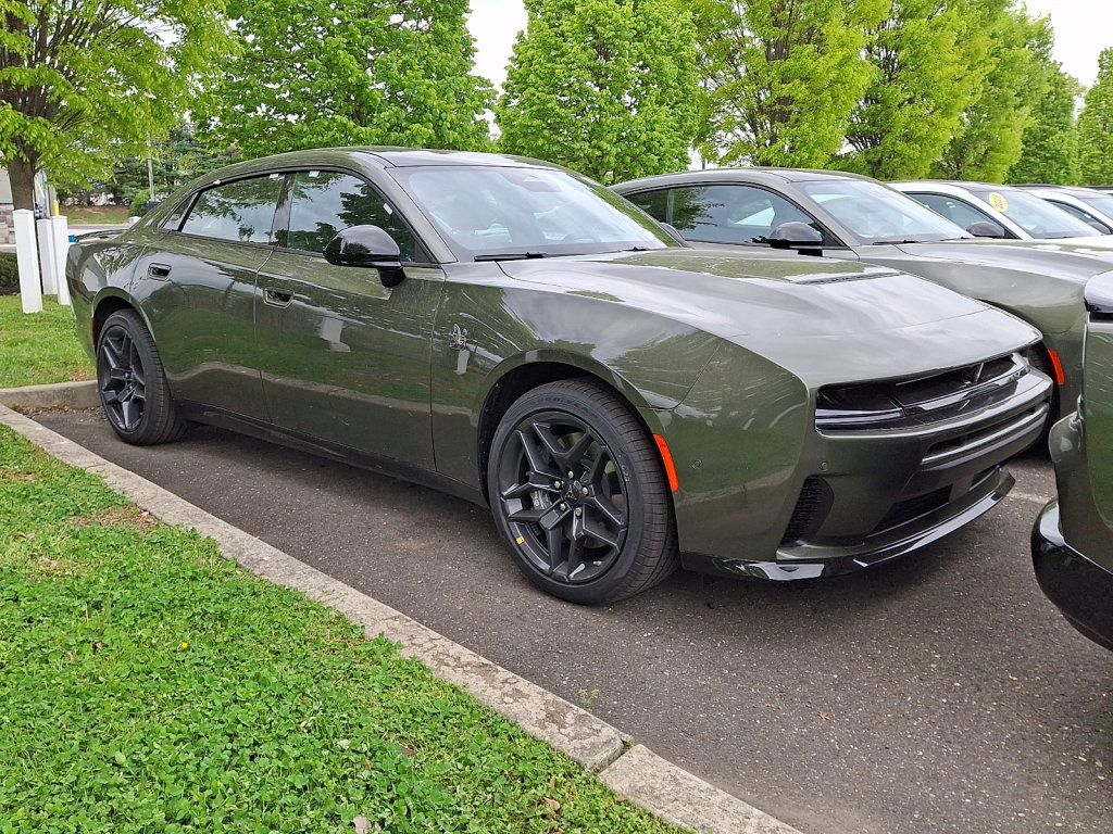 New 2026 Dodge Charger Scat Pack w/ Blacktop Package AWD/4WD image 2