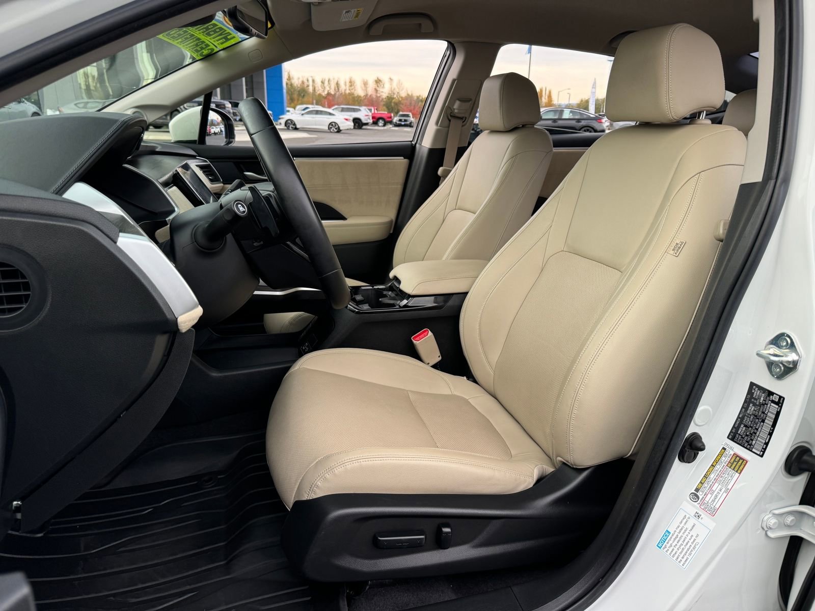 Certified 2019 Honda Clarity Touring image 9