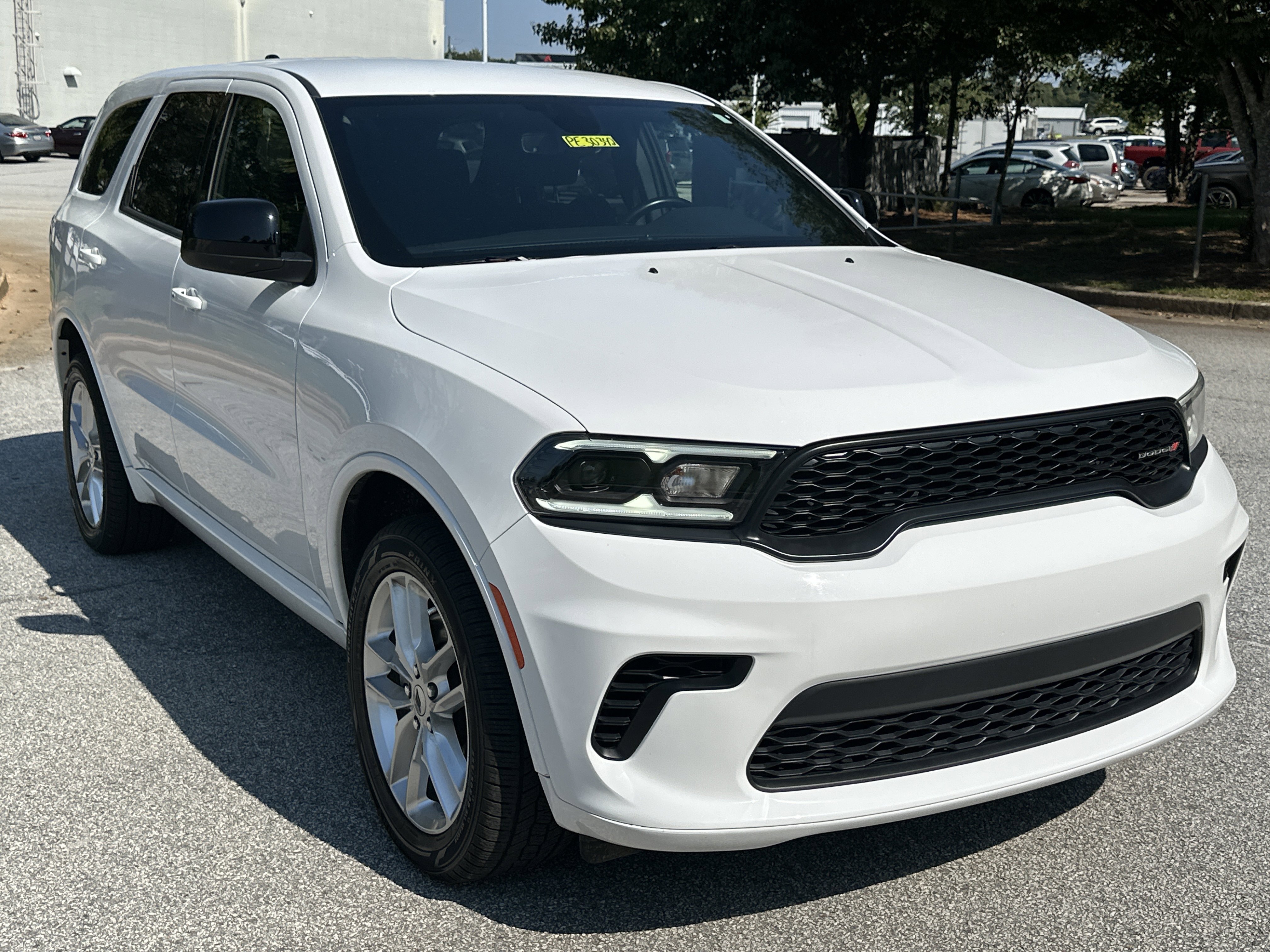 Used 2023 Dodge Durango GT image 3