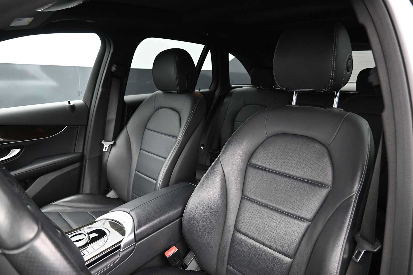 Used 2018 Mercedes-Benz GLC 300 image 5