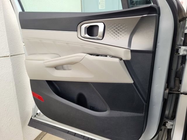 Certified 2021 Kia Sorento SX image 27
