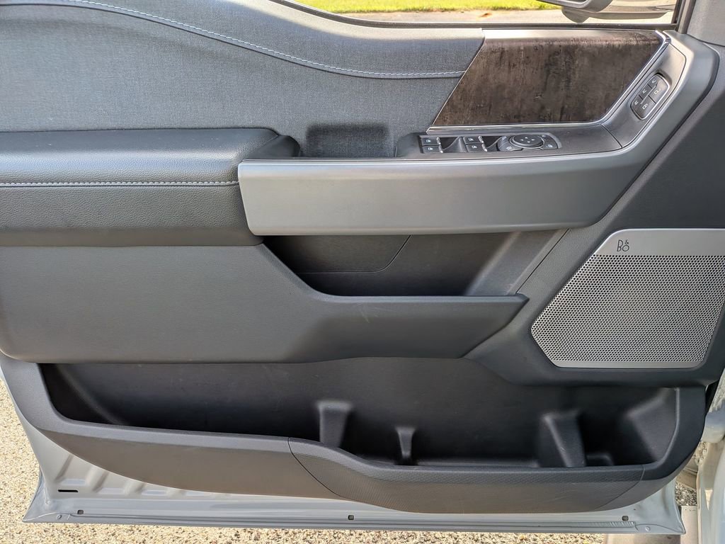 Used 2023 Ford F150 Lariat w/ Equipment Group 502A High image 31