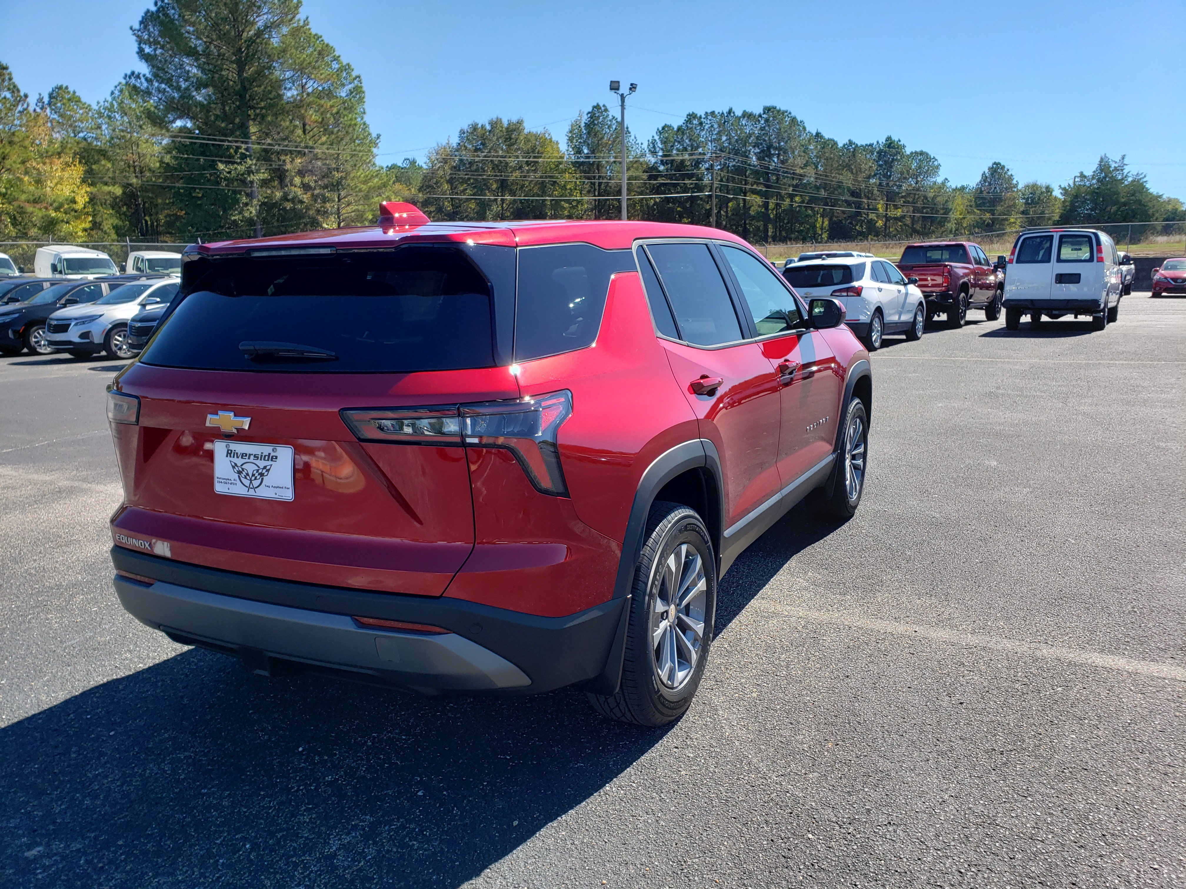 New 2026 Chevrolet Equinox LT w/ Convenience Package II image 3