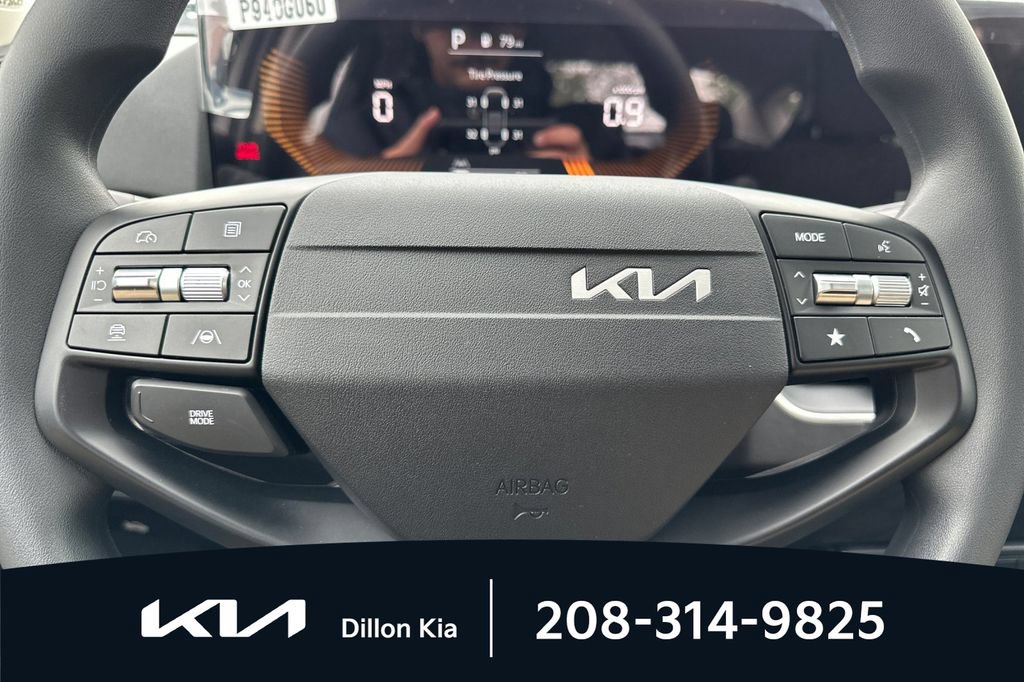 New 2026 Kia K4 FWD image 24