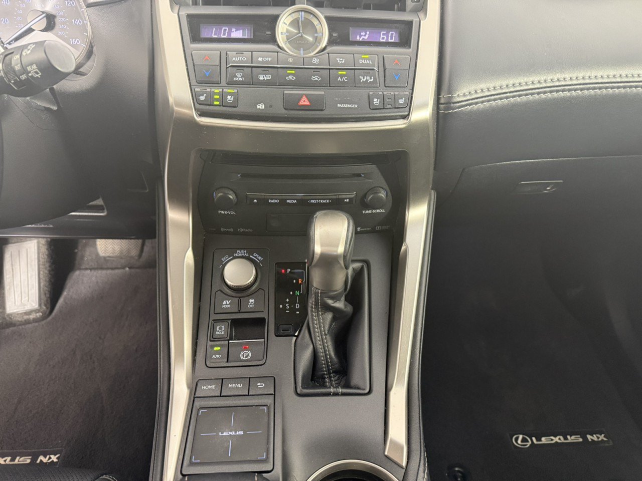 Used 2017 Lexus NX 300h AWD w/ Luxury Package image 20