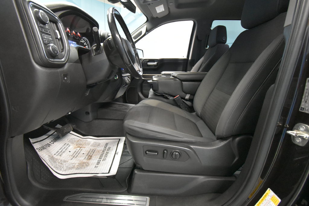 Used 2019 Chevrolet Silverado 1500 LT Trail Boss w/ Convenience Package AWD/4WD image 6