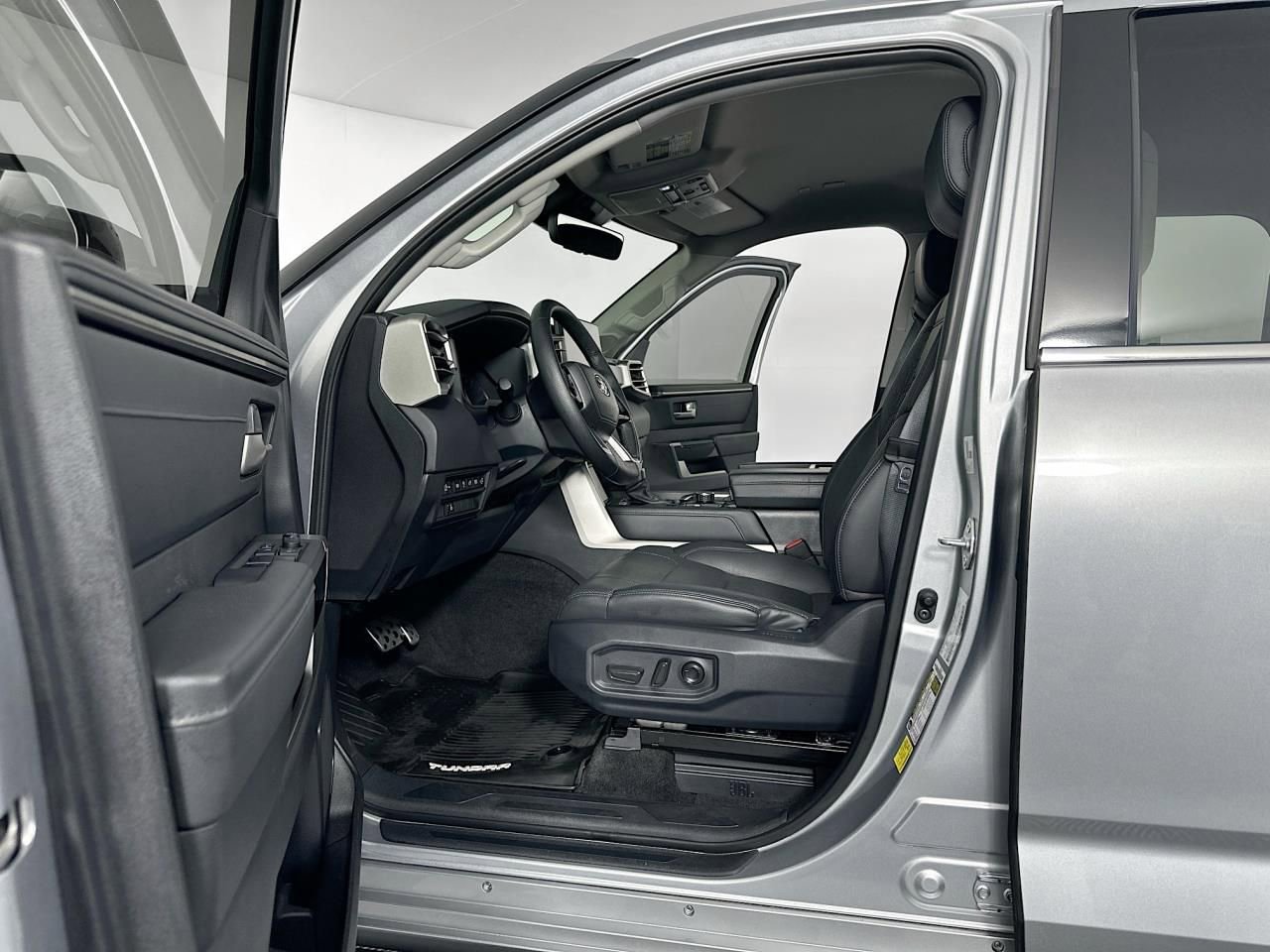 Used 2022 Toyota Tundra Limited image 22