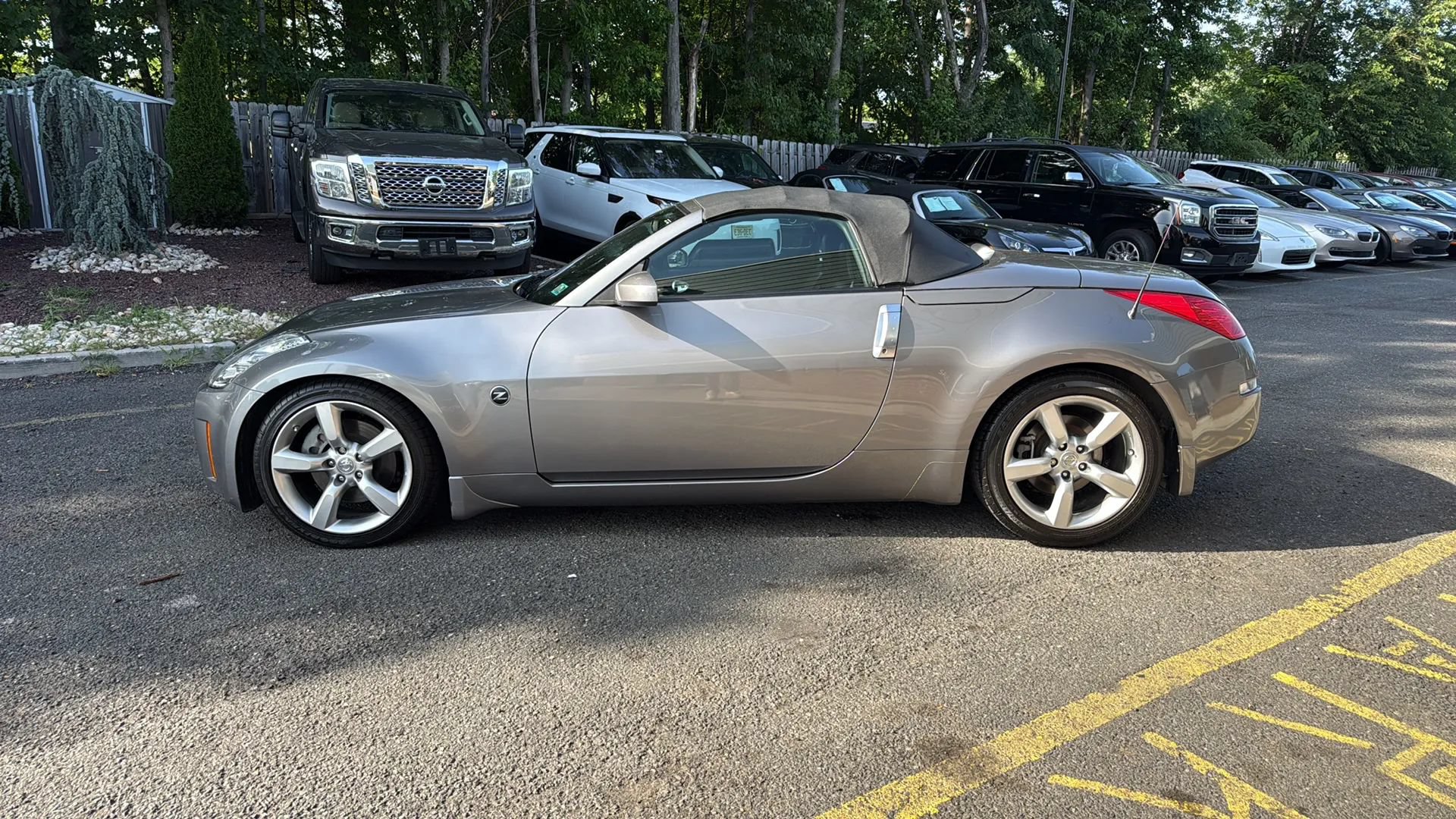 Used 2007 Nissan 350Z Touring RWD image 8