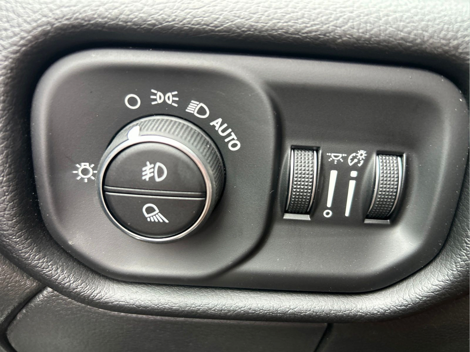 New 2026 RAM 3500 Laramie w/ Night Edition AWD/4WD image 25
