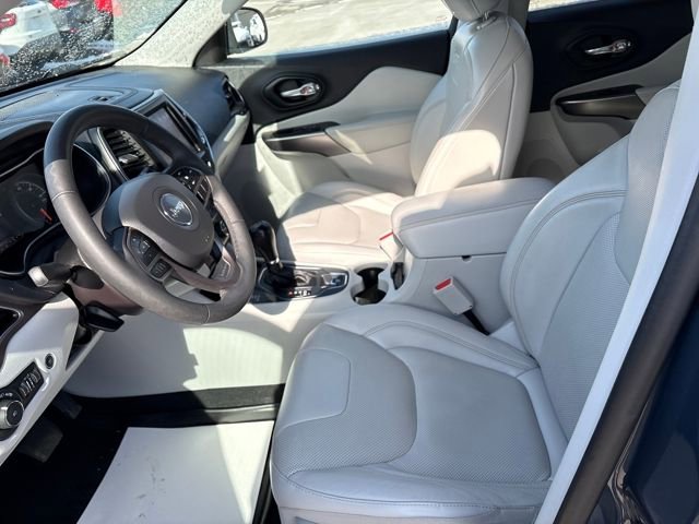 Used 2021 Jeep Cherokee Latitude Lux w/ Comfort/Convenience Group AWD/4WD image 9