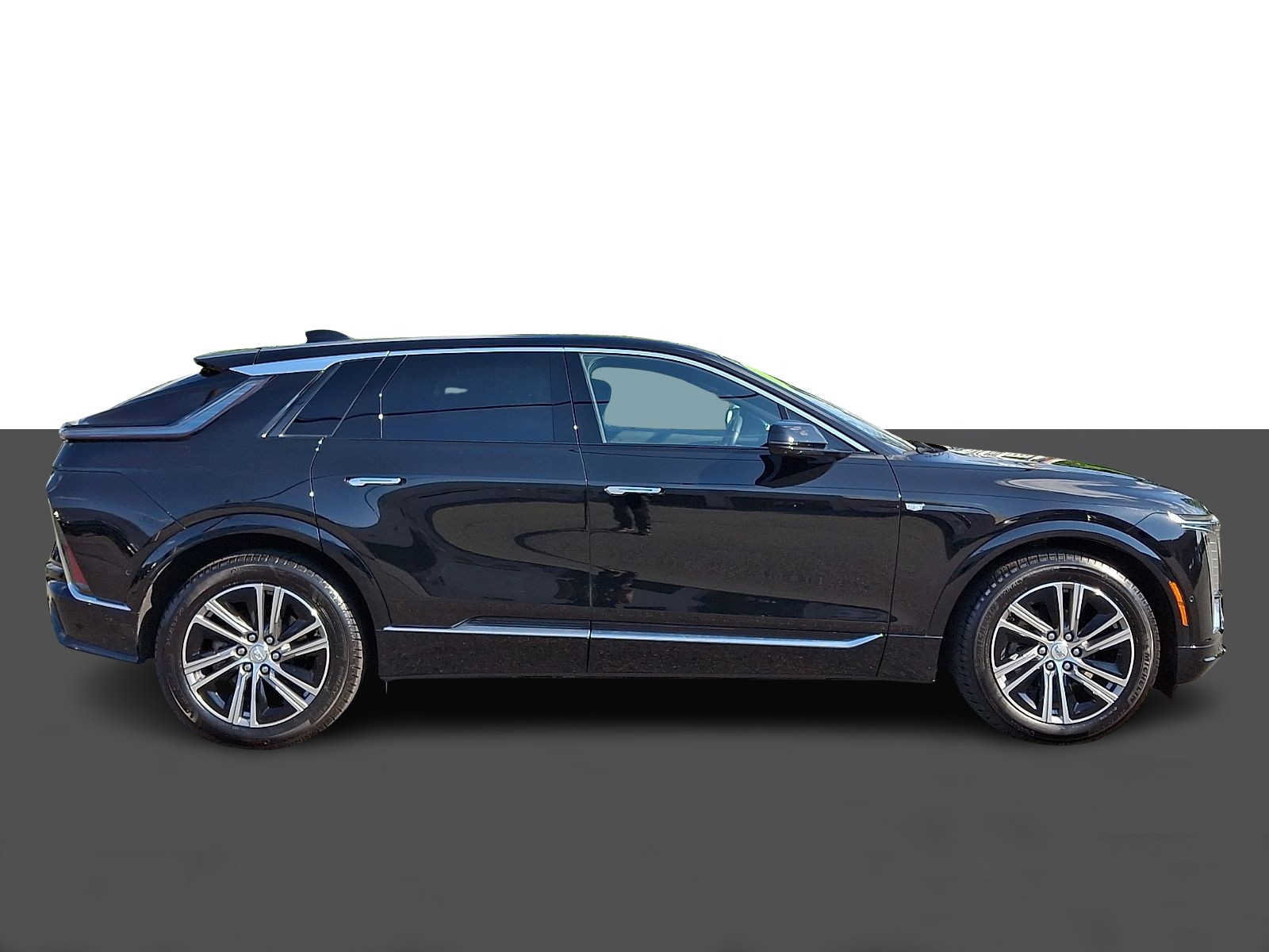 Used 2026 Cadillac Lyriq Luxury AWD/4WD image 7