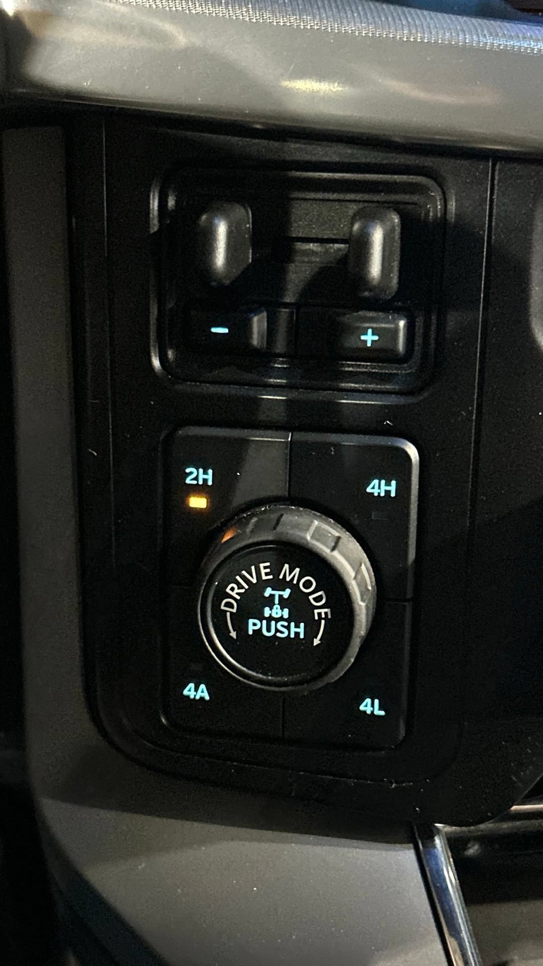 Used 2024 Ford F150 Lariat w/ Equipment Group 502A High AWD/4WD image 94