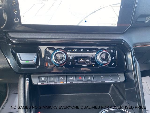 Used 2024 GMC Sierra 2500 AT4 w/ AT4 Preferred Package image 18