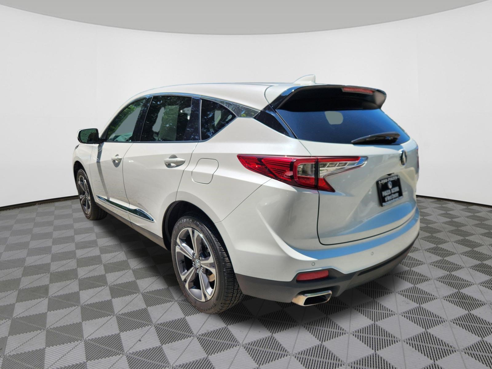 Certified 2024 Acura RDX w/ Advance Package AWD/4WD image 3