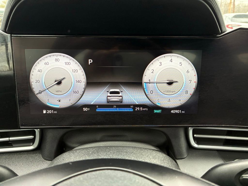 Used 2023 Hyundai Elantra SEL w/ Convenience Package image 25