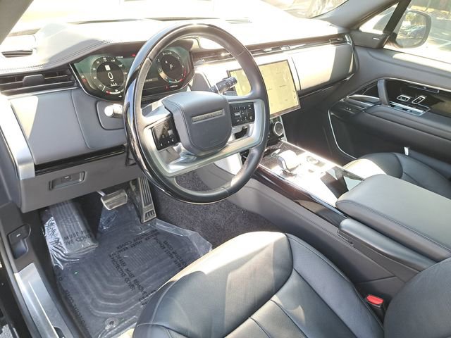 Used 2023 Land Rover Range Rover SE image 17