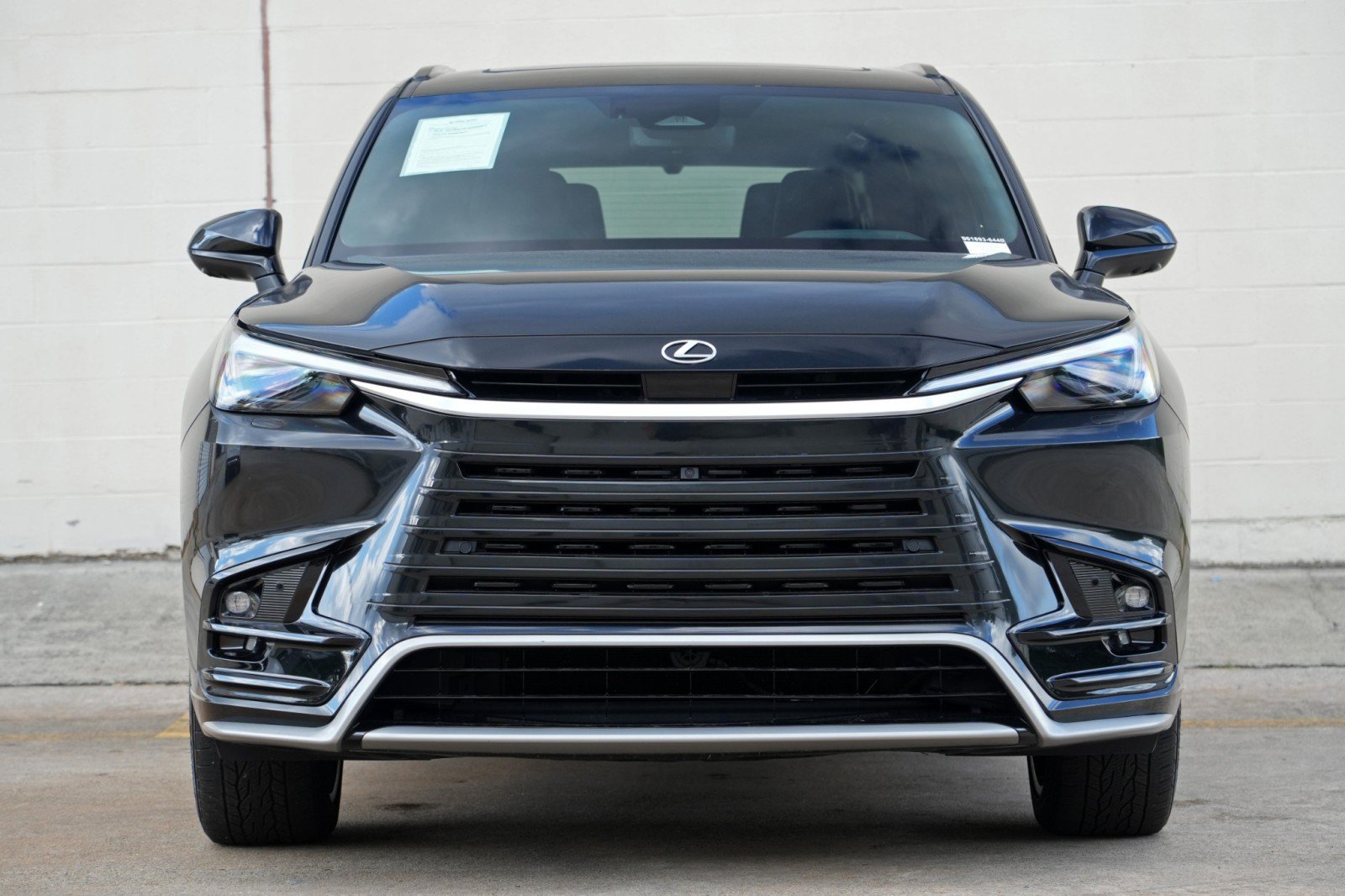 Used 2024 Lexus TX 500h AWD w/ Technology Package image 7
