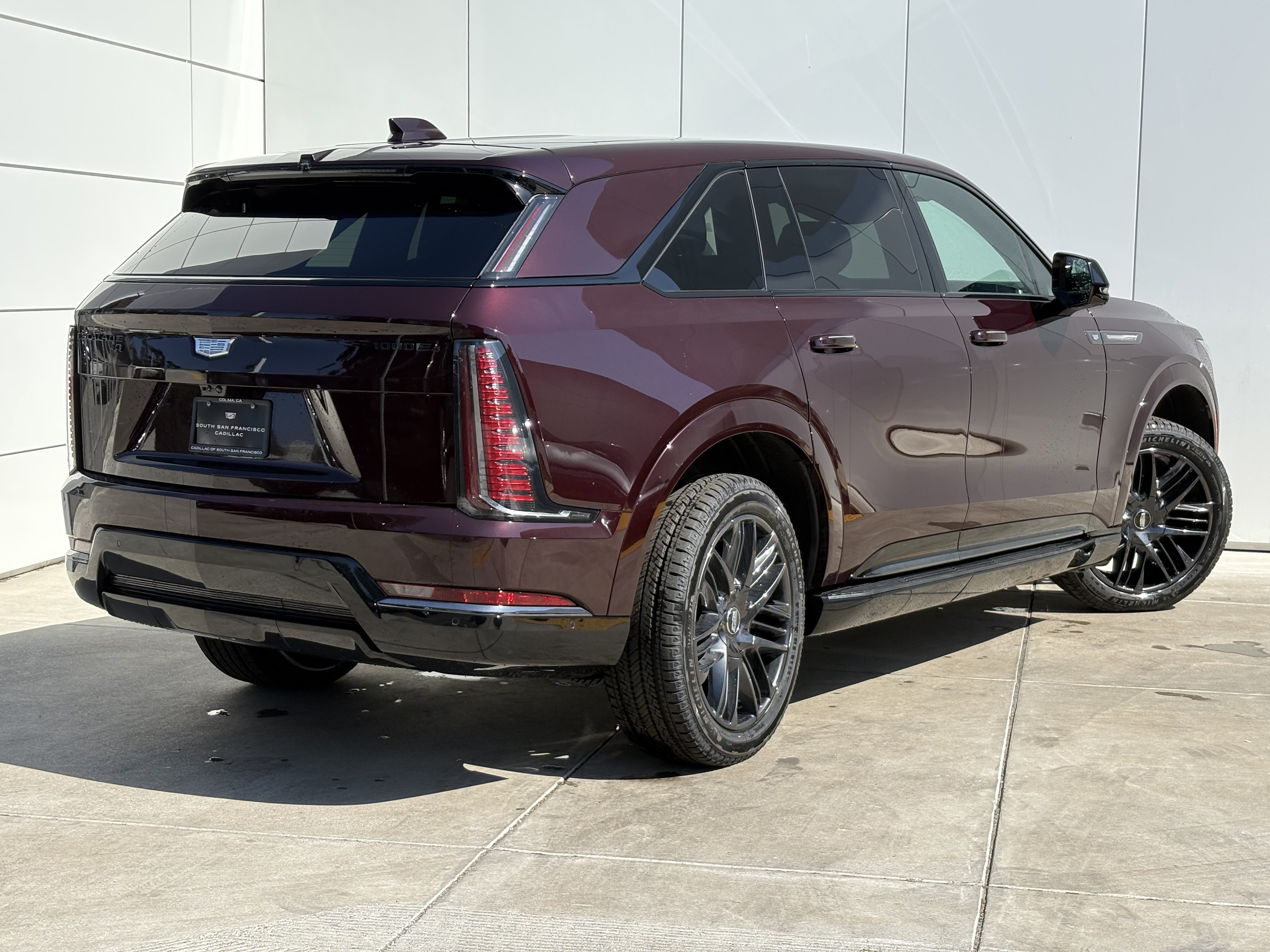 New 2025 Cadillac Escalade IQ Sport 2 w/ LPO, ONYX Package AWD/4WD image 7