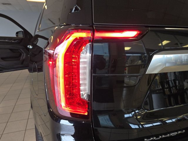 Used 2022 GMC Yukon XL Denali AWD/4WD image 29