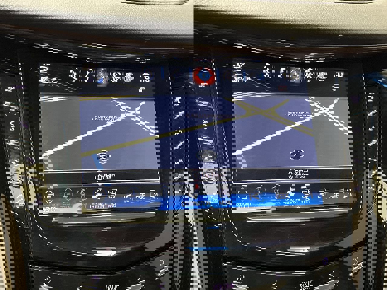 Used 2019 Cadillac Escalade ESV Premium Luxury image 5