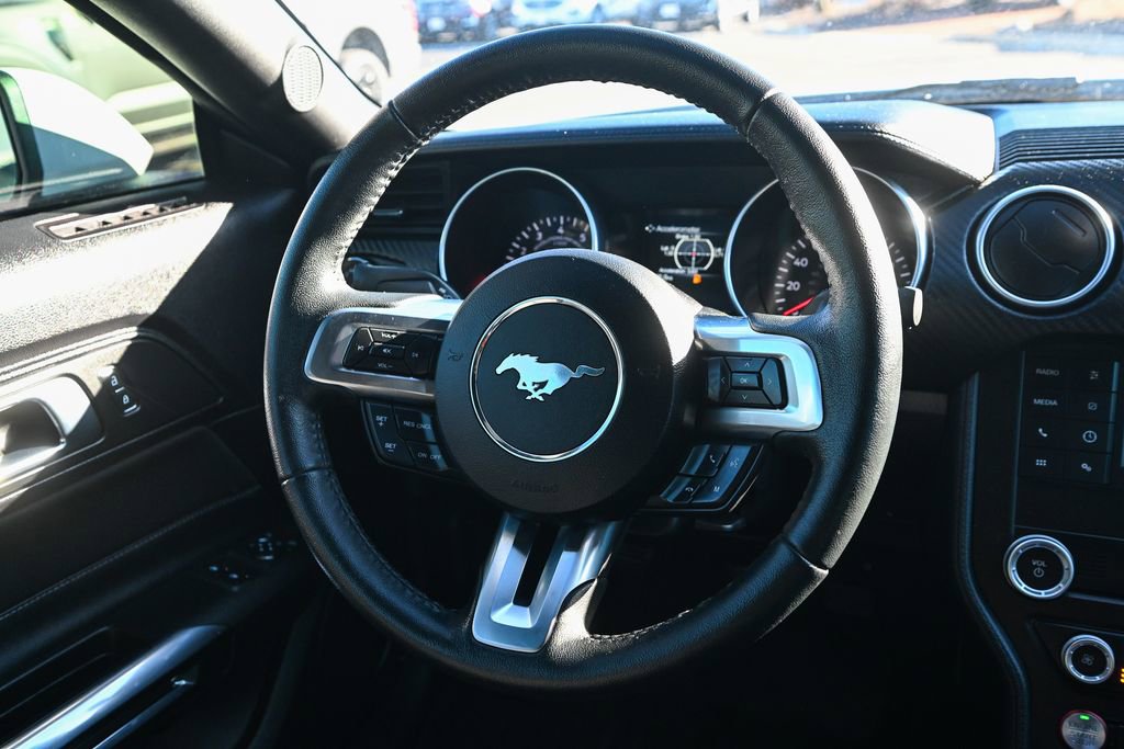 Used 2019 Ford Mustang Coupe image 29