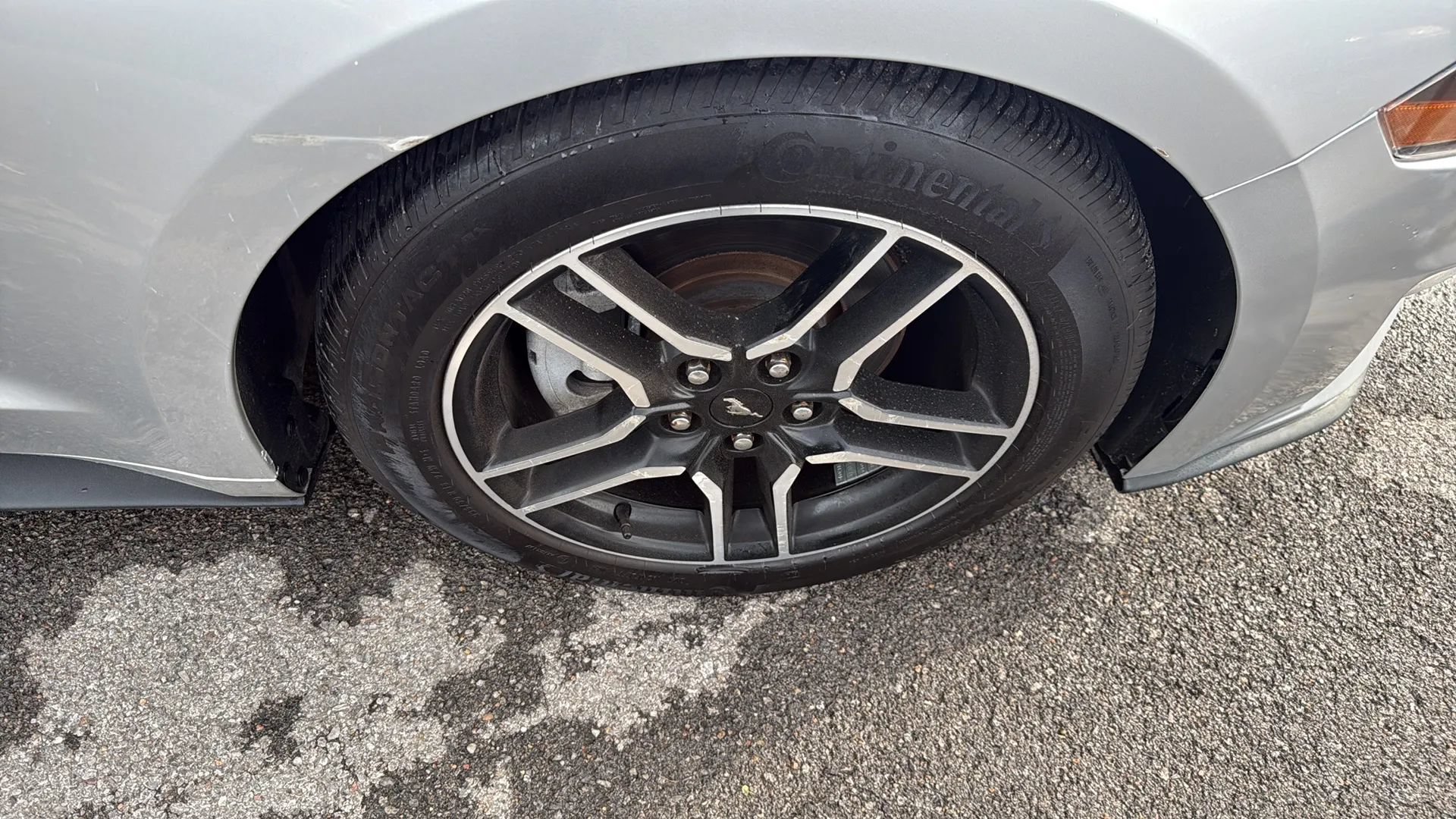 Used 2018 Ford Mustang Premium RWD image 42