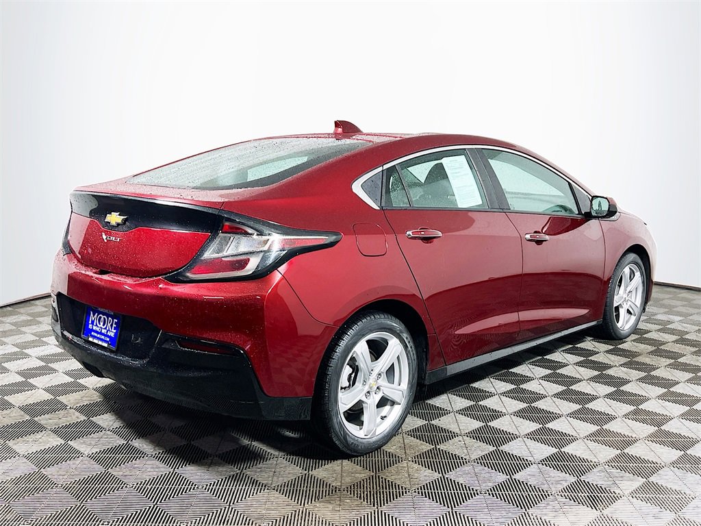 Used 2017 Chevrolet Volt LT w/ Comfort Package image 8