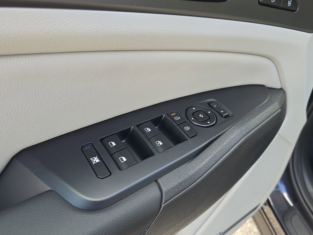 New 2026 Kia Sportage SX image 20
