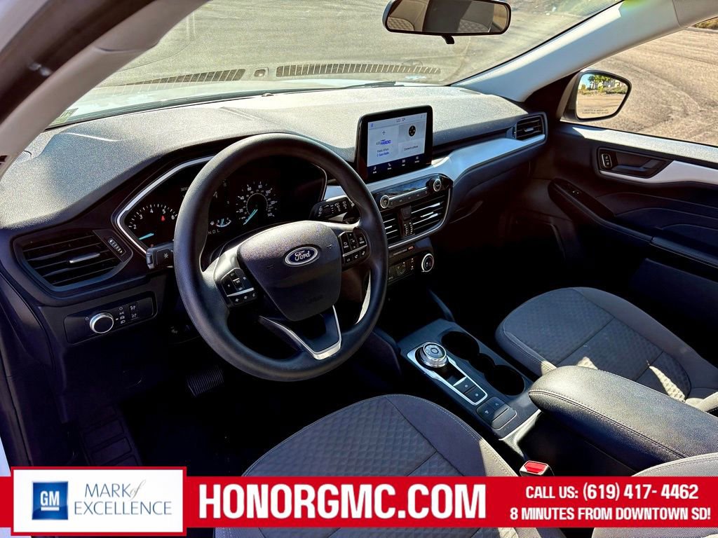 Used 2022 Ford Escape SE image 10
