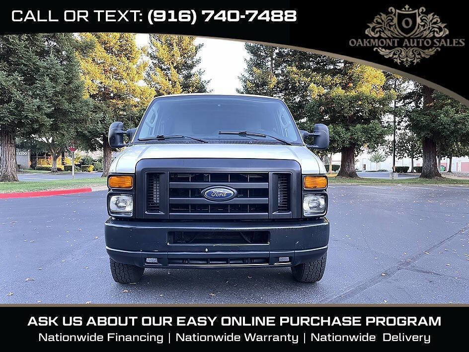 Used 2011 Ford E-250 and Econoline 250 Extended RWD image 2