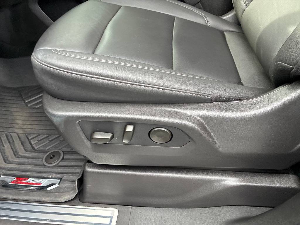 Used 2025 Chevrolet Silverado 1500 RST w/ All Star Edition Plus AWD/4WD image 11