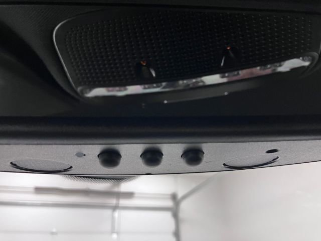 Used 2017 Mercedes-Benz GLC 300 4MATIC image 26