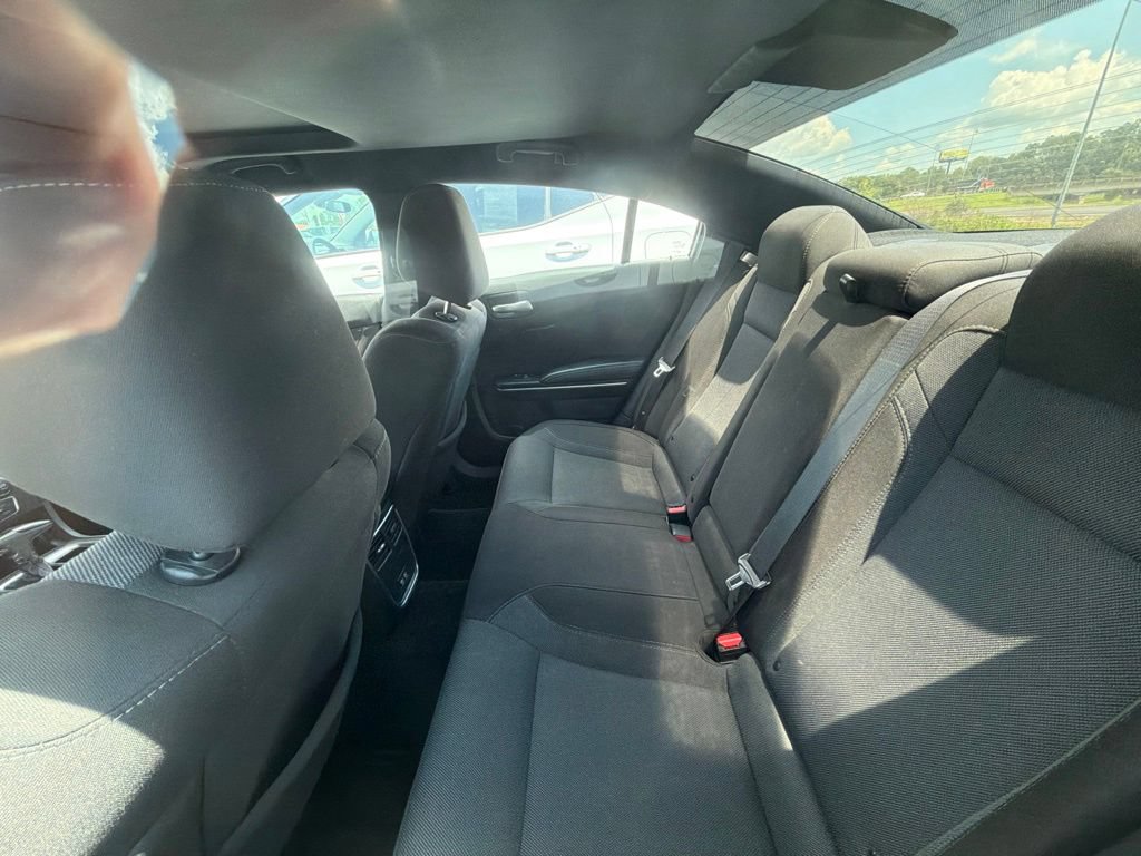 Used 2020 Dodge Charger SXT RWD image 9