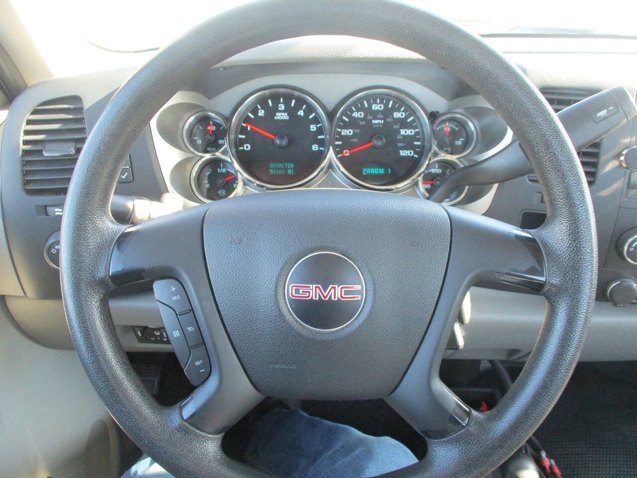 Used 2012 GMC Sierra 2500 W/T w/ Snow Plow Prep Package image 12