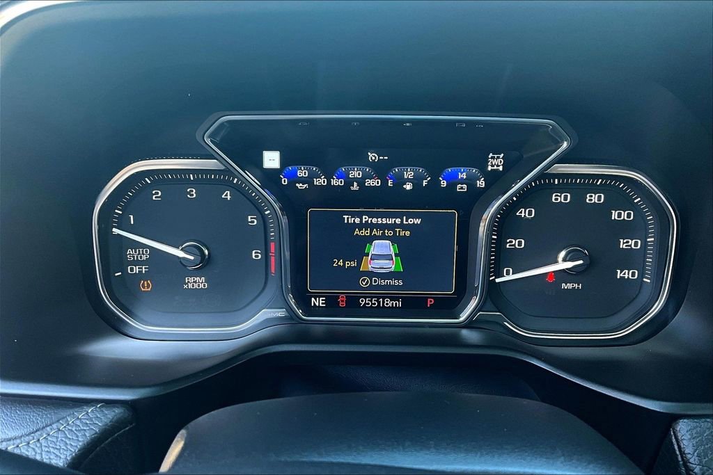 Used 2021 GMC Yukon Denali w/ Denali Premium Package image 19
