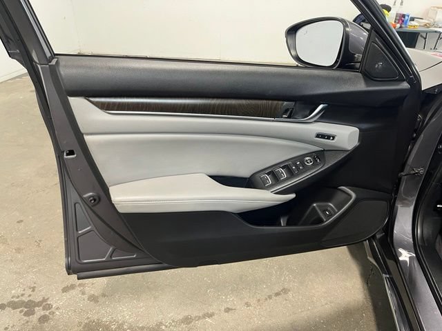 Used 2018 Honda Accord EX-L image 24