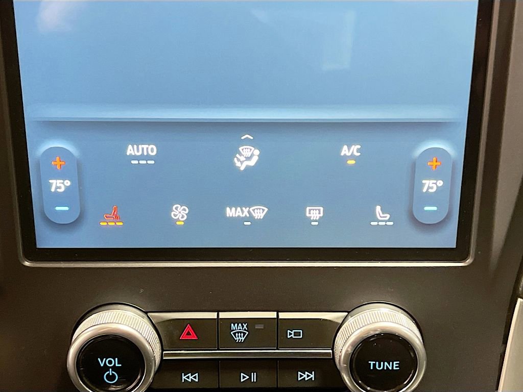 Used 2022 Ford Edge ST-Line image 15