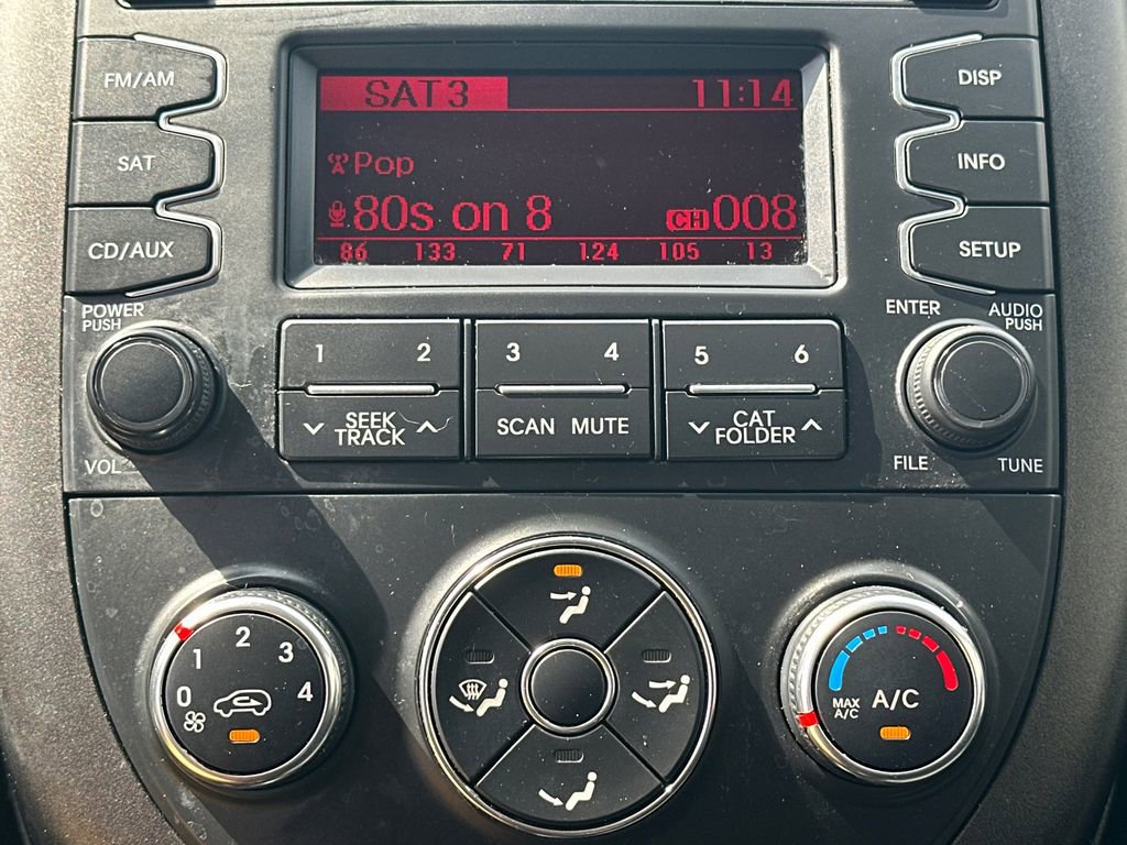 Used 2013 Kia Soul + image 29