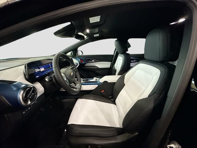 New 2026 Chevrolet Equinox EV LT AWD/4WD image 22