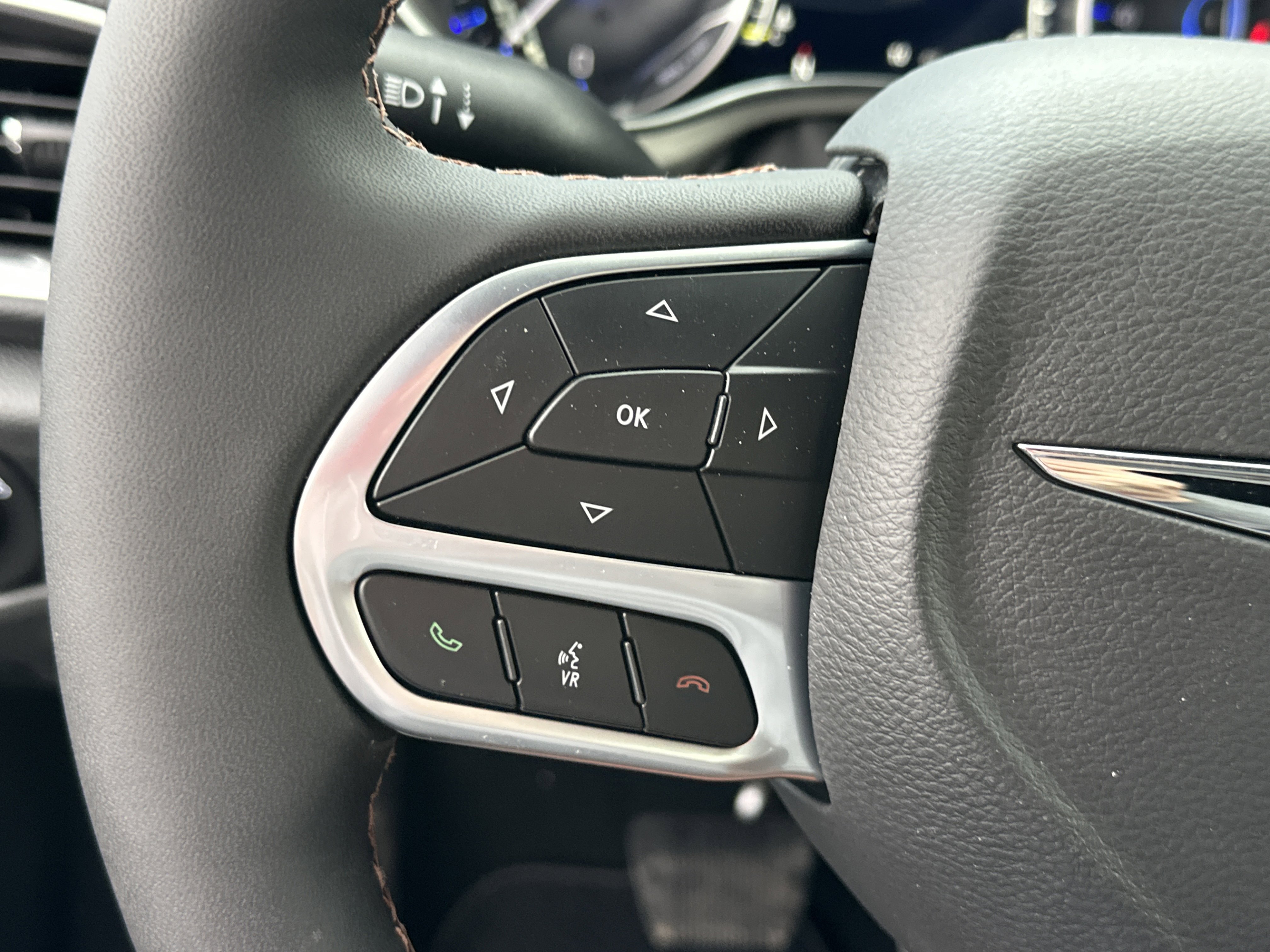 New 2026 Chrysler Pacifica Pinnacle image 10